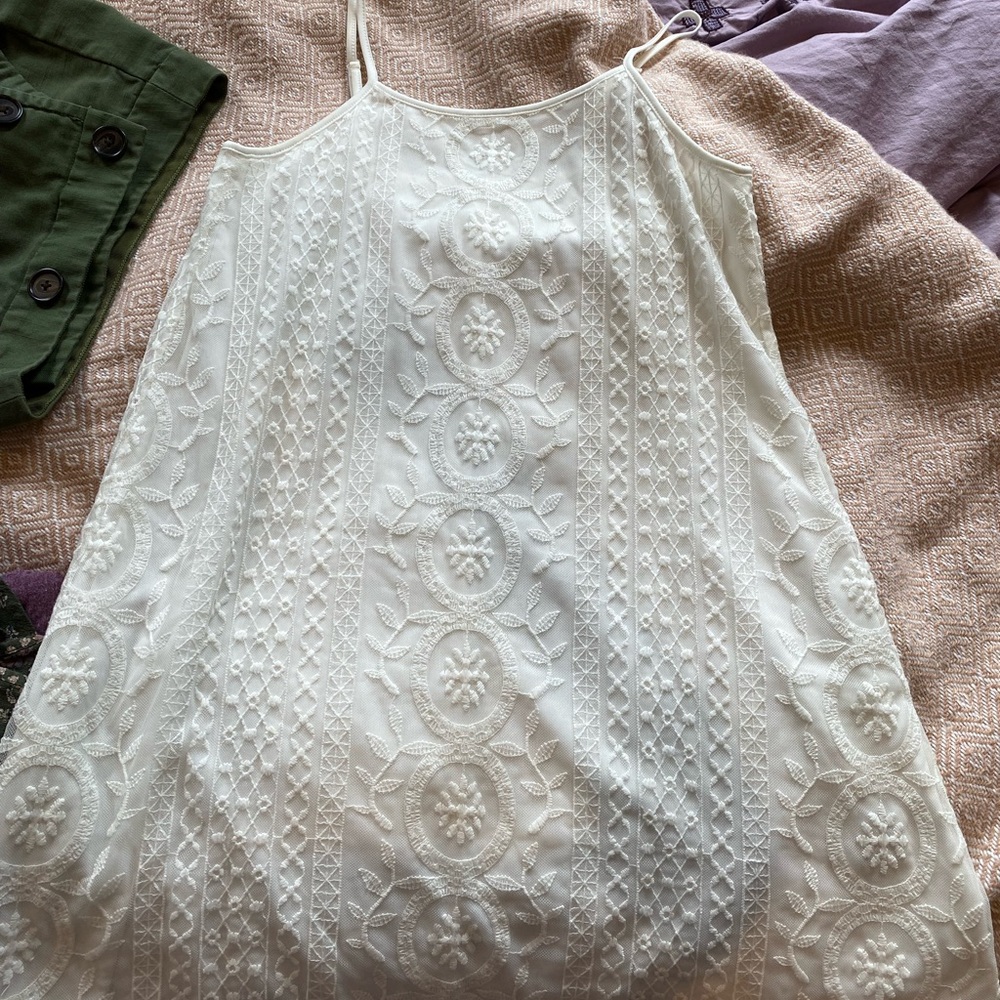White lace dress